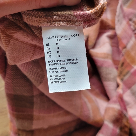 American Eagle Distressed Flannel - Picture 6 of 6